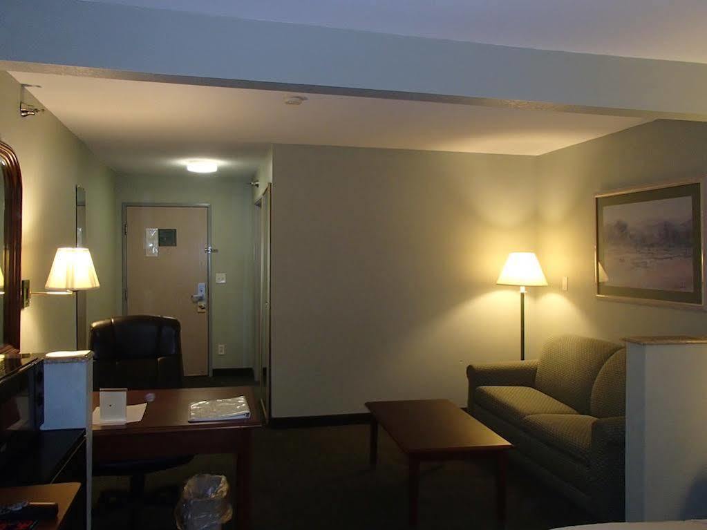 Days Inn & Suites By Wyndham Corpus Christi Central Dış mekan fotoğraf